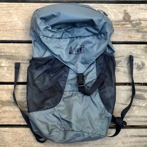 REI Handbags - REI Co-op Stuff Travel Daypack